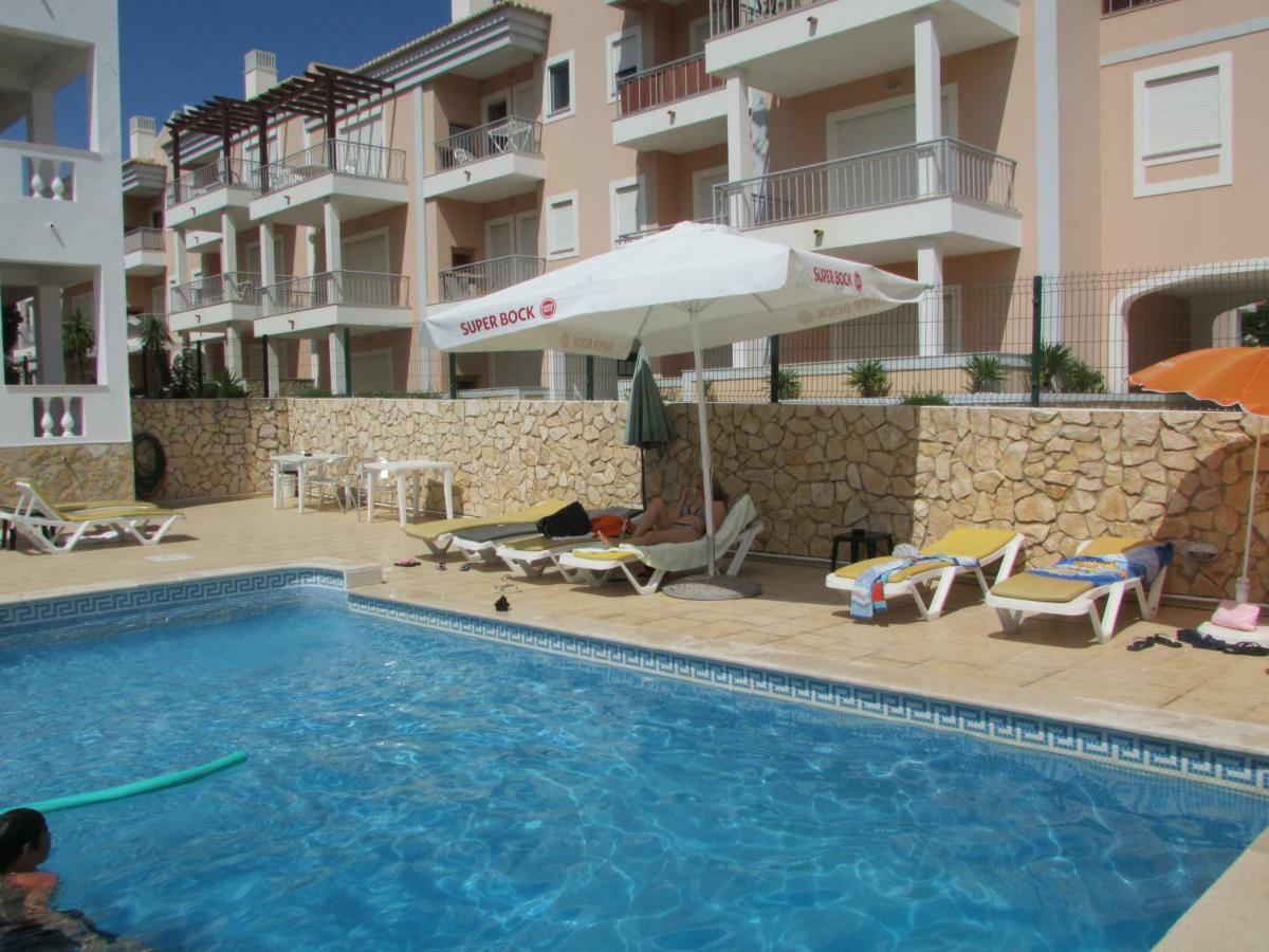 Apartamentos Cabrita Olhos de Agua  Luaran gambar