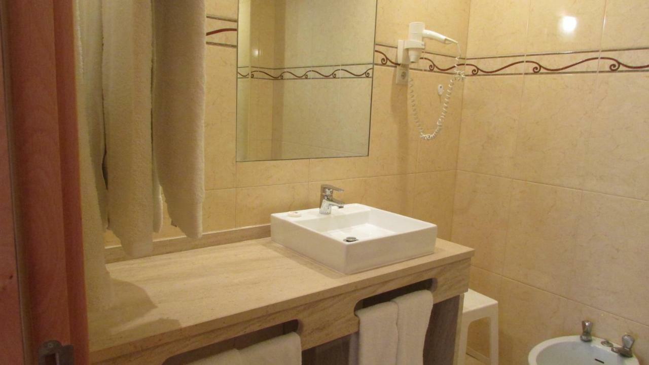 Apartamentos Cabrita Olhos de Agua  Luaran gambar